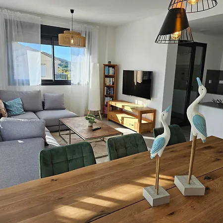 Modern Penthouse Magnolia With 80m2 Veranda