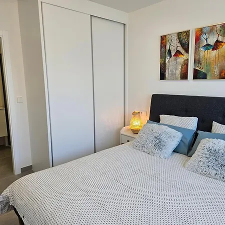 Appartement Modern Penthouse Magnolia With 80m2 Veranda *